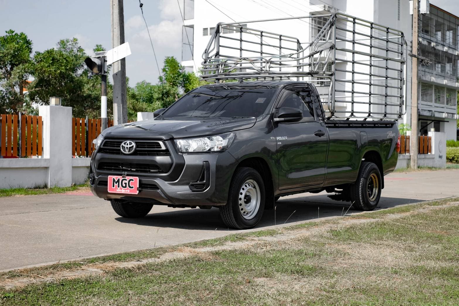 รถกระบะ + รถ 6 ล้อ, 10 ล้อ 5