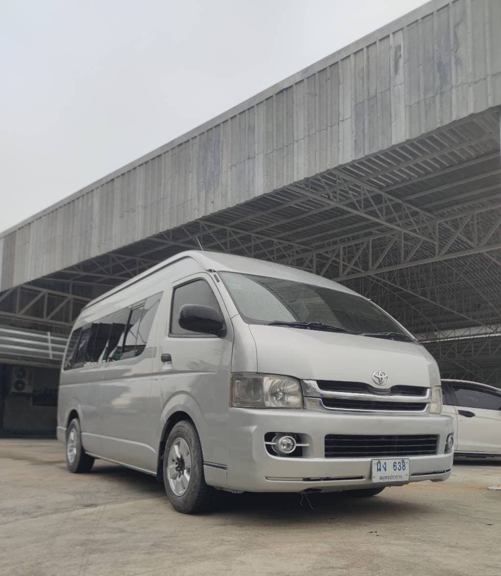 รถตู้ 10 ที่นั่ง 4