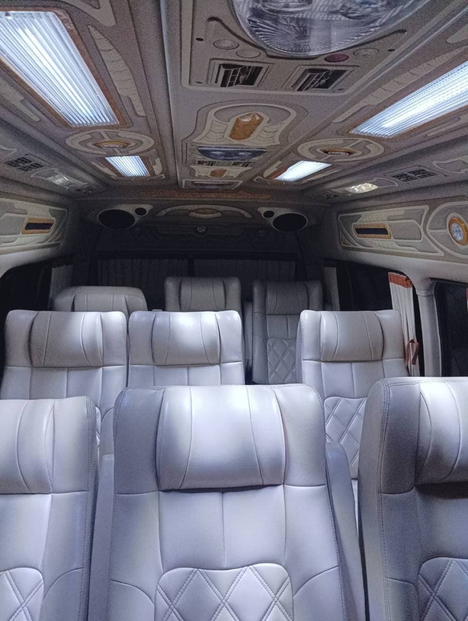 รถตู้ 10 ที่นั่ง 20