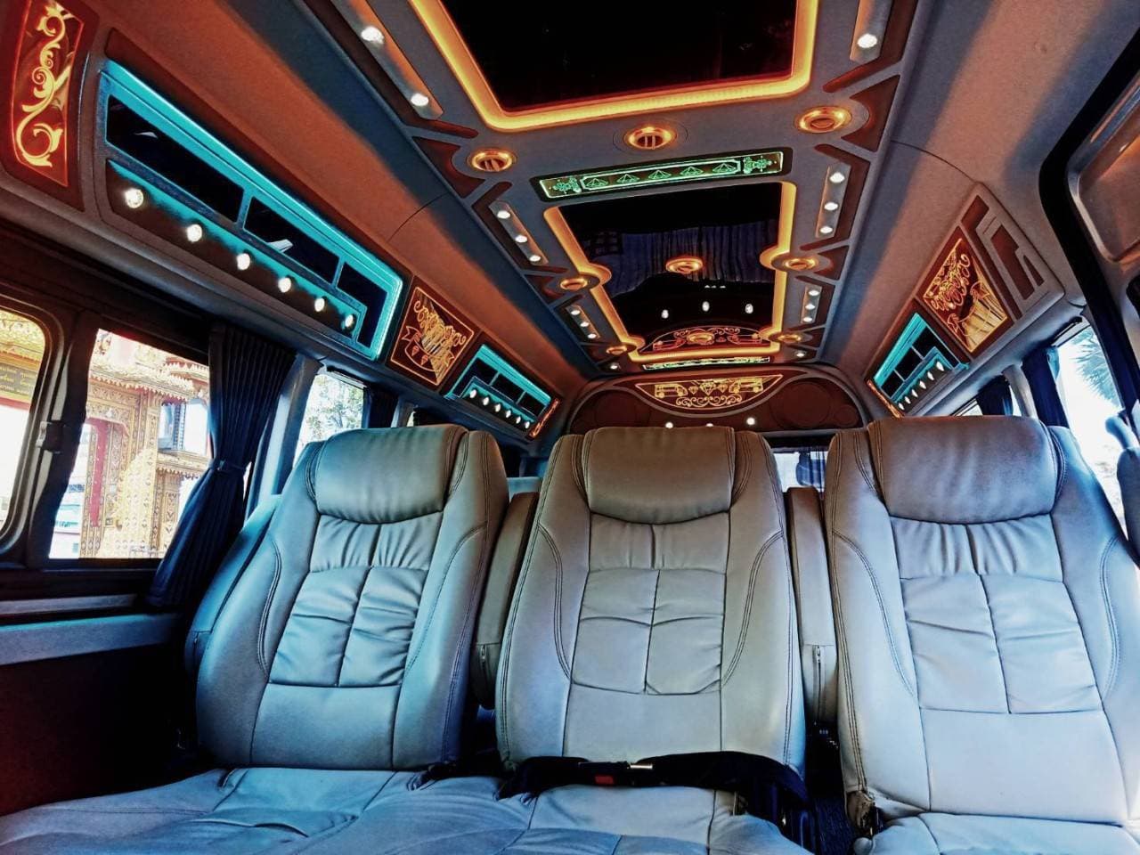 รถตู้ 10 ที่นั่ง 21