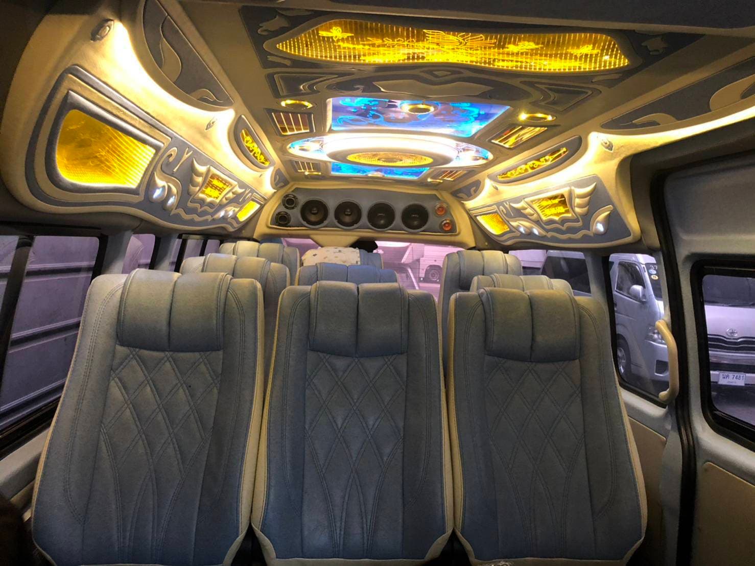 รถตู้ใหญ่ 14