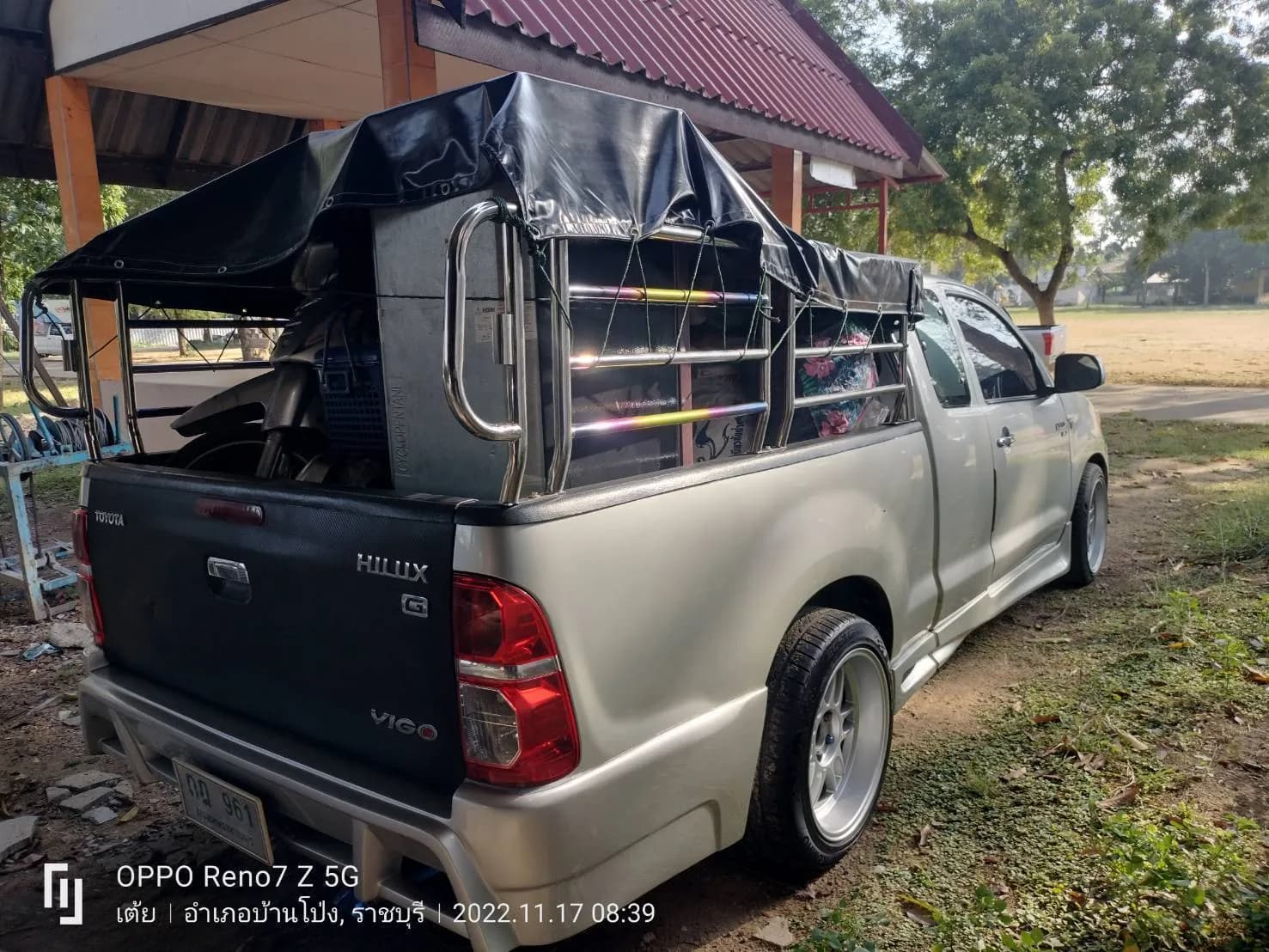 Pickup Truck + 6-Wheeler, 10-Wheeler 6