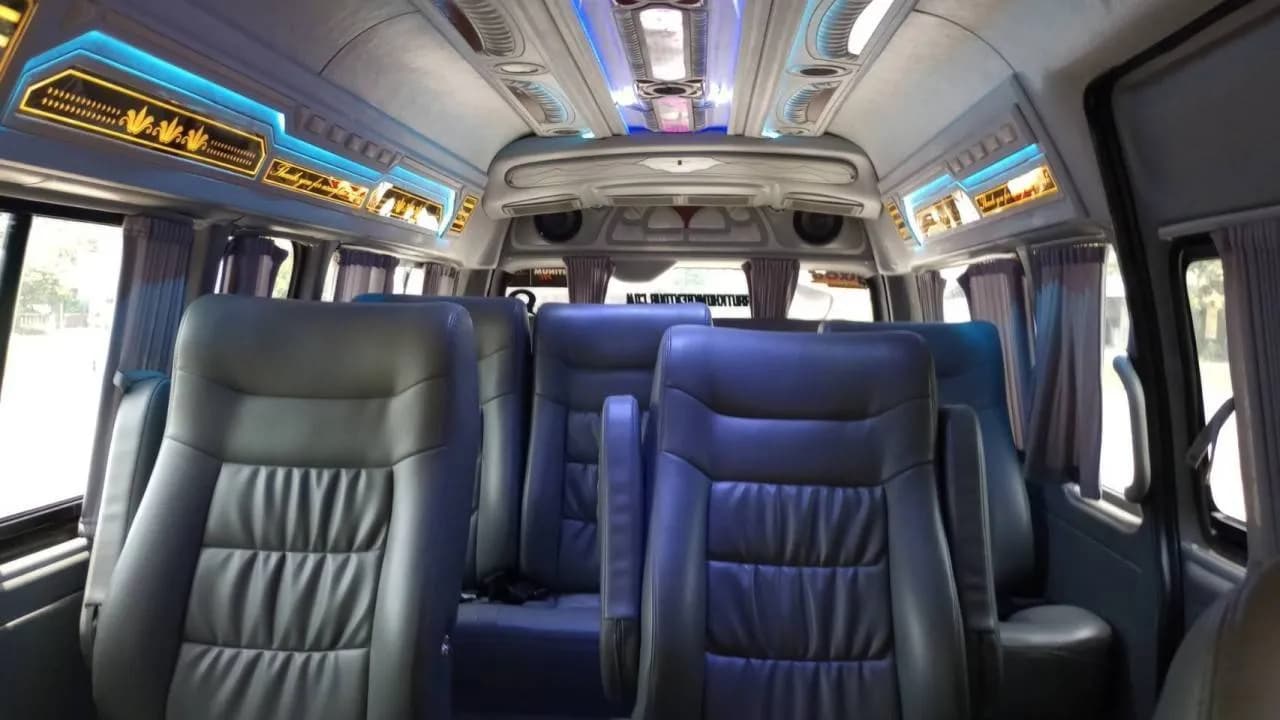 Van 10 Seats 5
