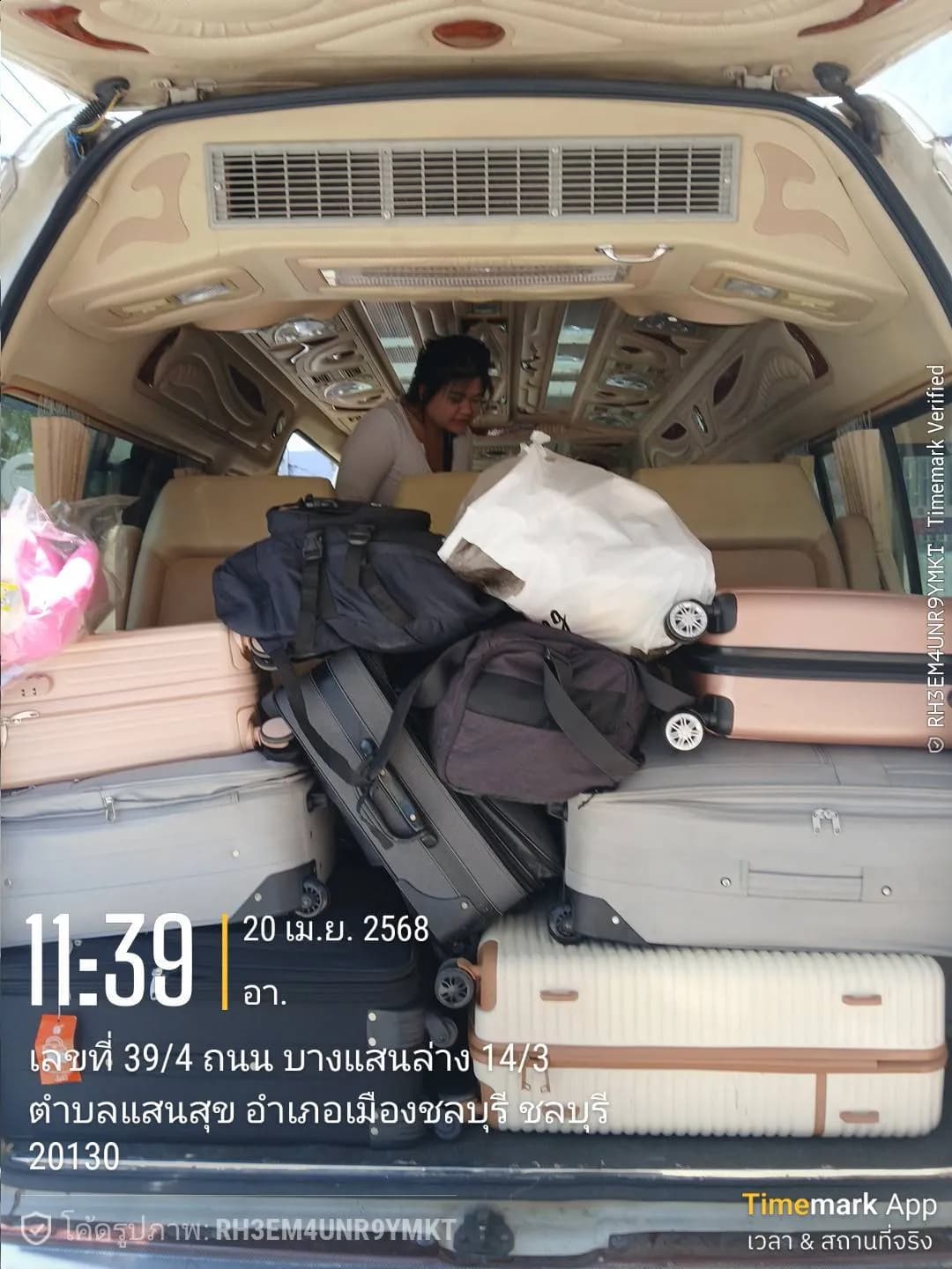 Pickup Truck + 6-Wheeler, 10-Wheeler 7